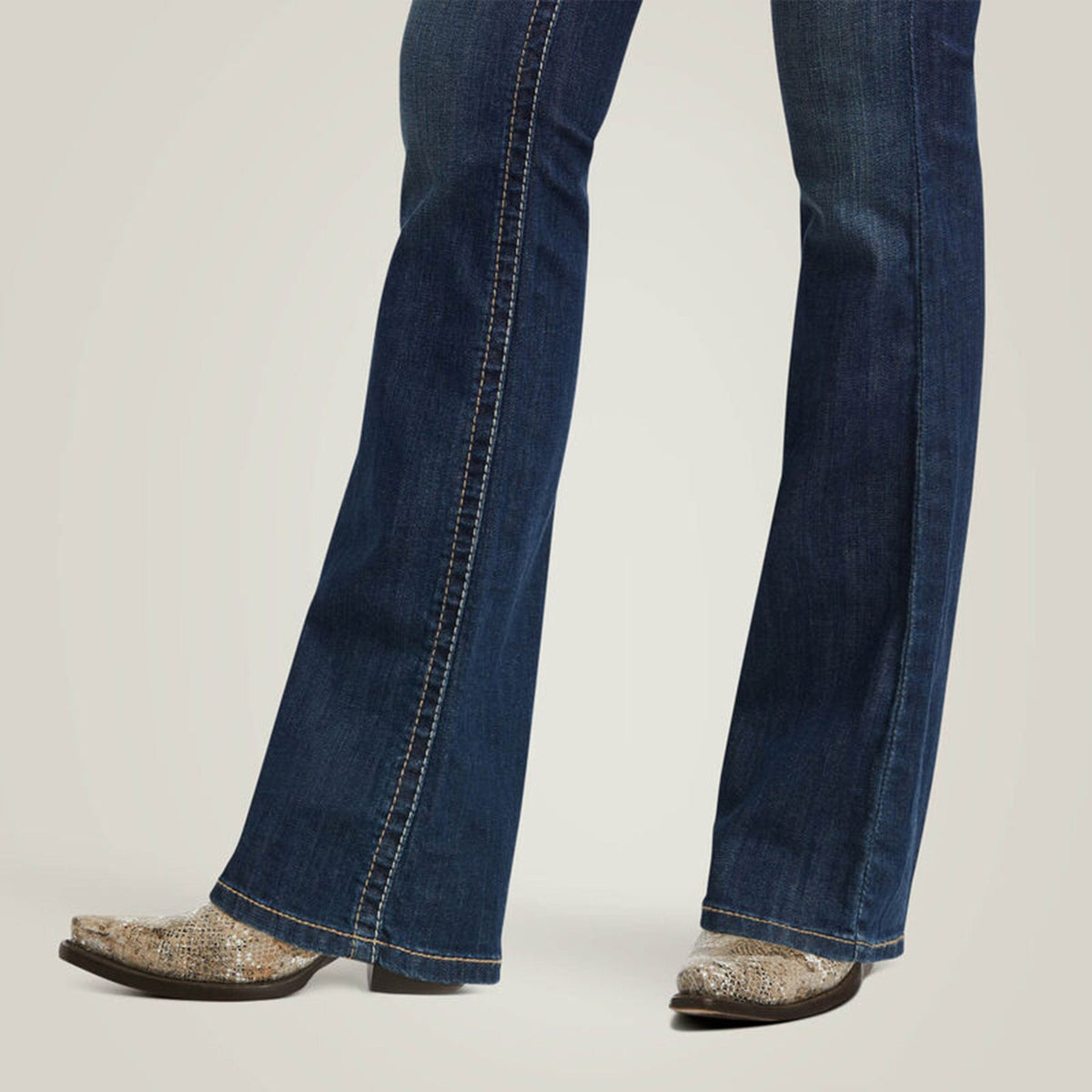 Ariat Women's R.E.A.L. Corinne Bootcut Jean