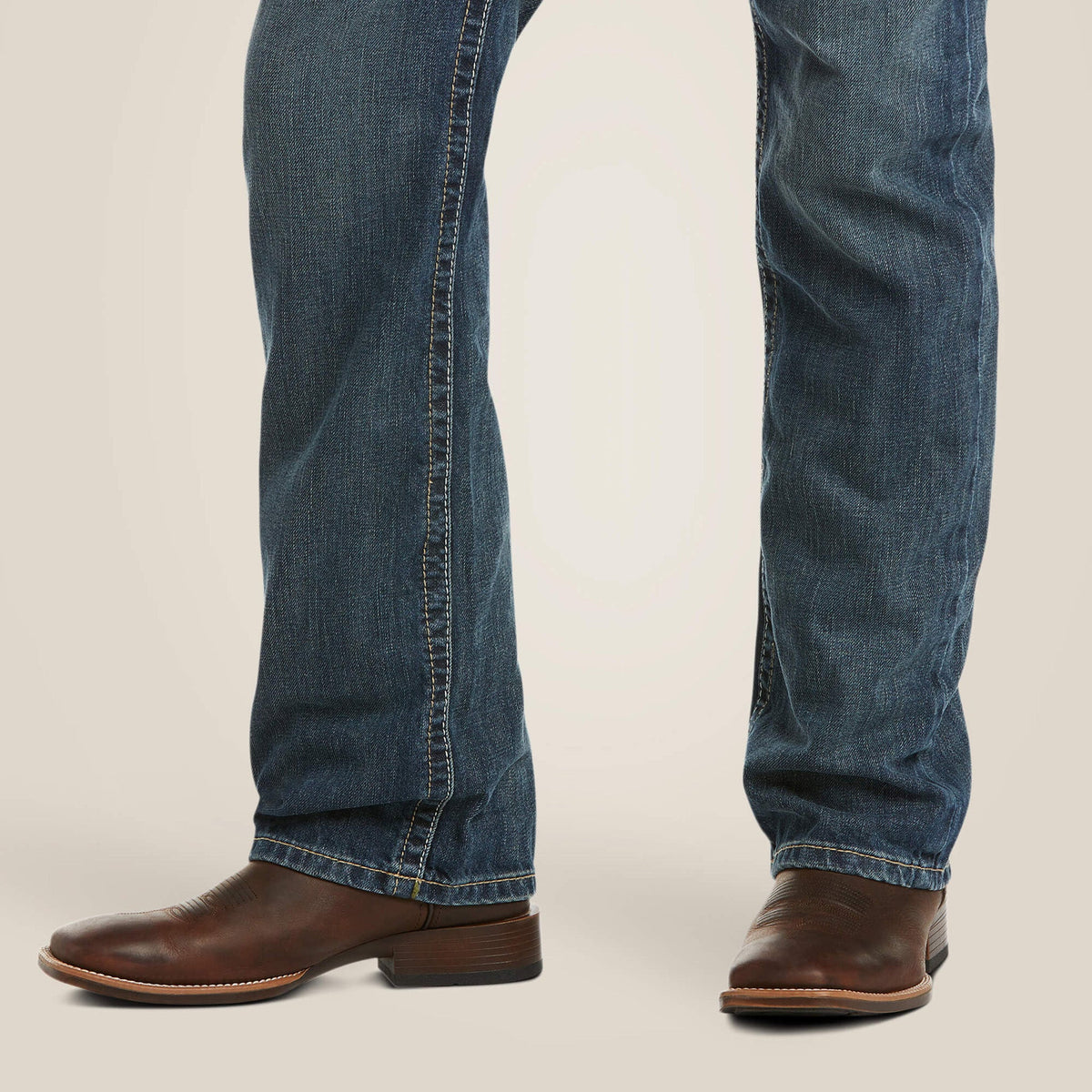  Ariat Men's M5 Arrowhead Deadrun Jeans