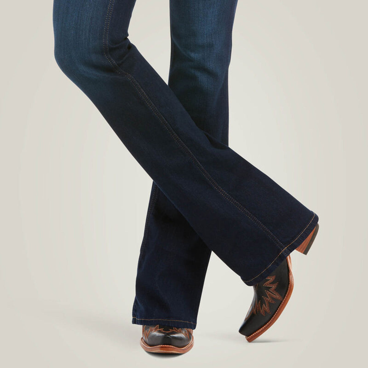  Ariat Women's R.E.A.L. Ballary Boot Cut