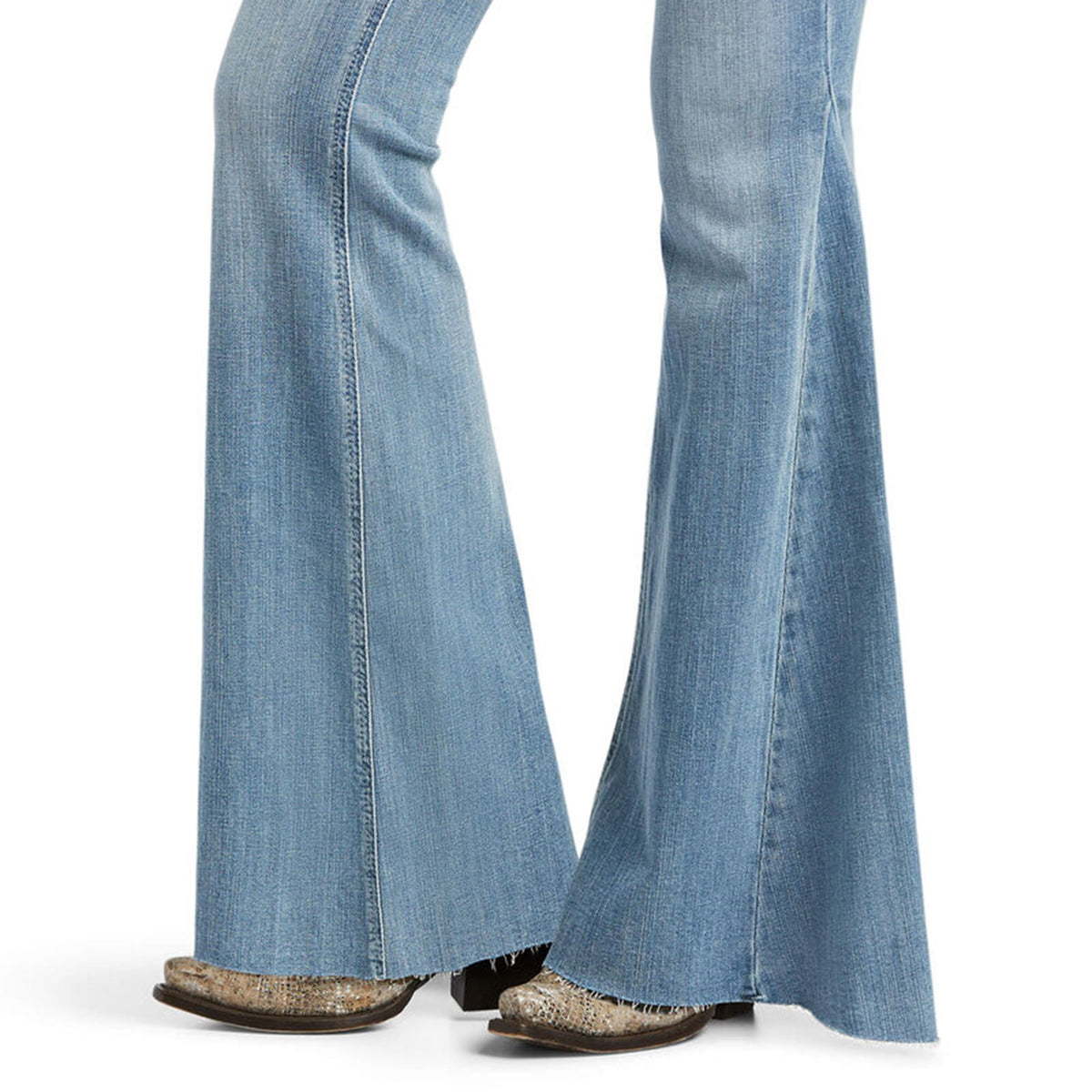 Ariat Women's R.E.A.L. Alondra Flare