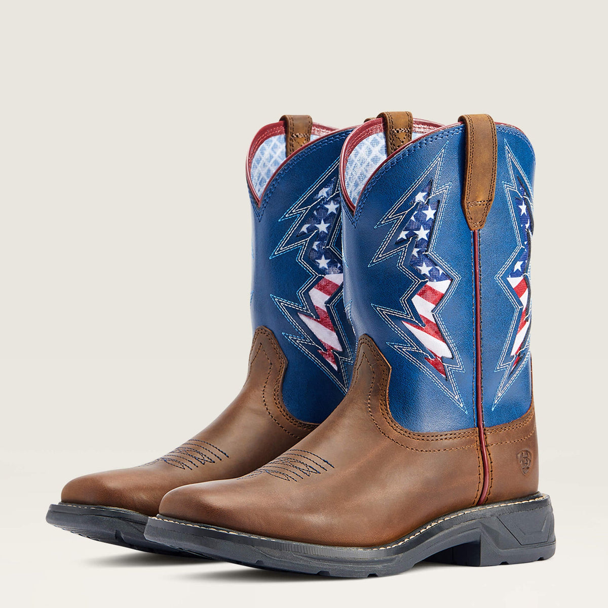  Ariat XT VentTEK Bolt Kid's Square Toe Boots